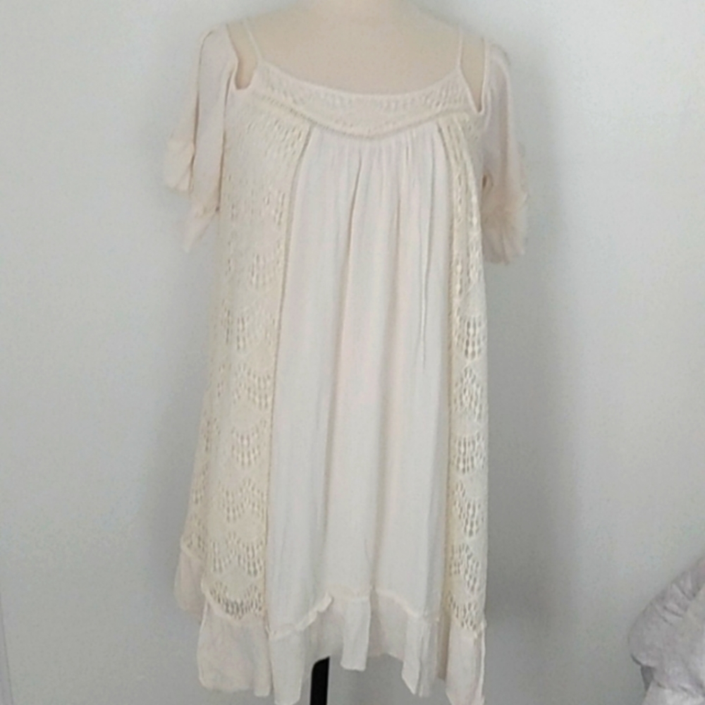 Dress spaghetti straps off shoulder sleeve lace &. silk lining ruffle hem line M